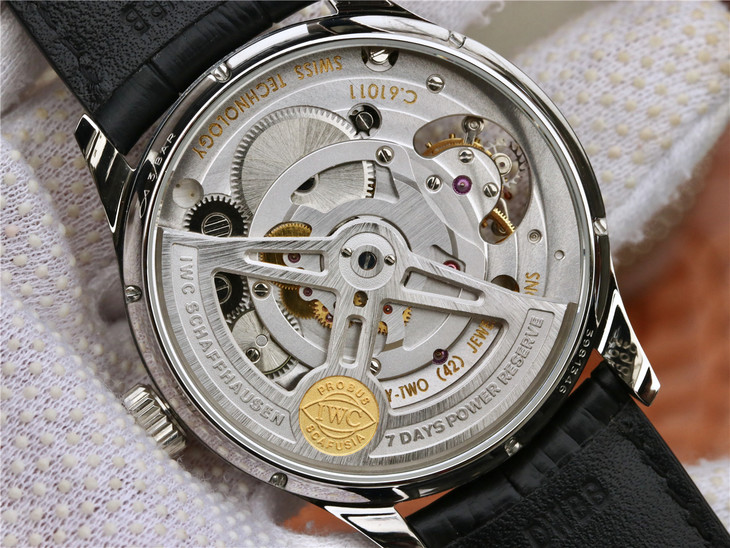 Replica IW5463 Tourbillon Movement